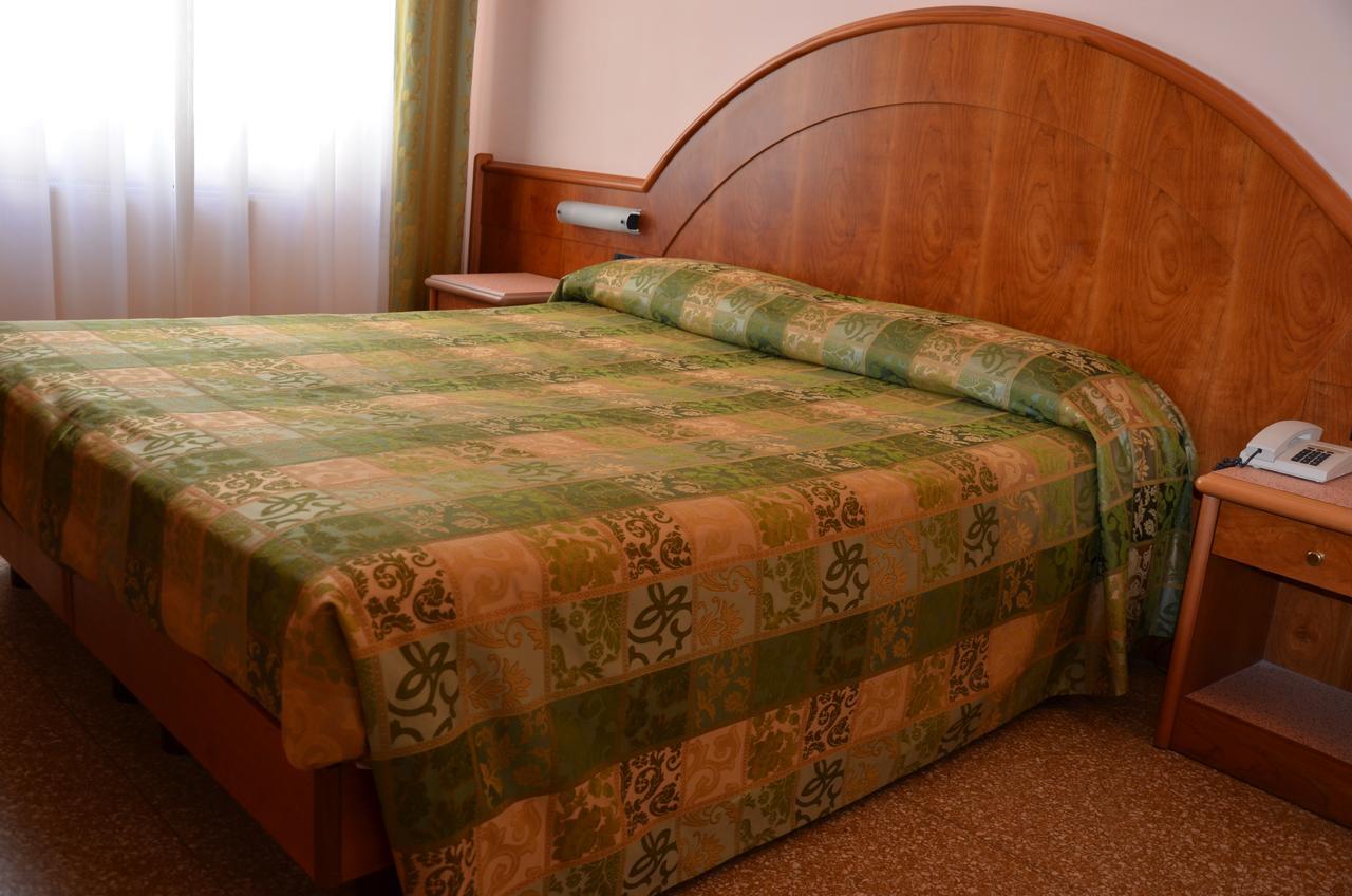 Hotel Lorenzo Celle Ligure Εξωτερικό φωτογραφία