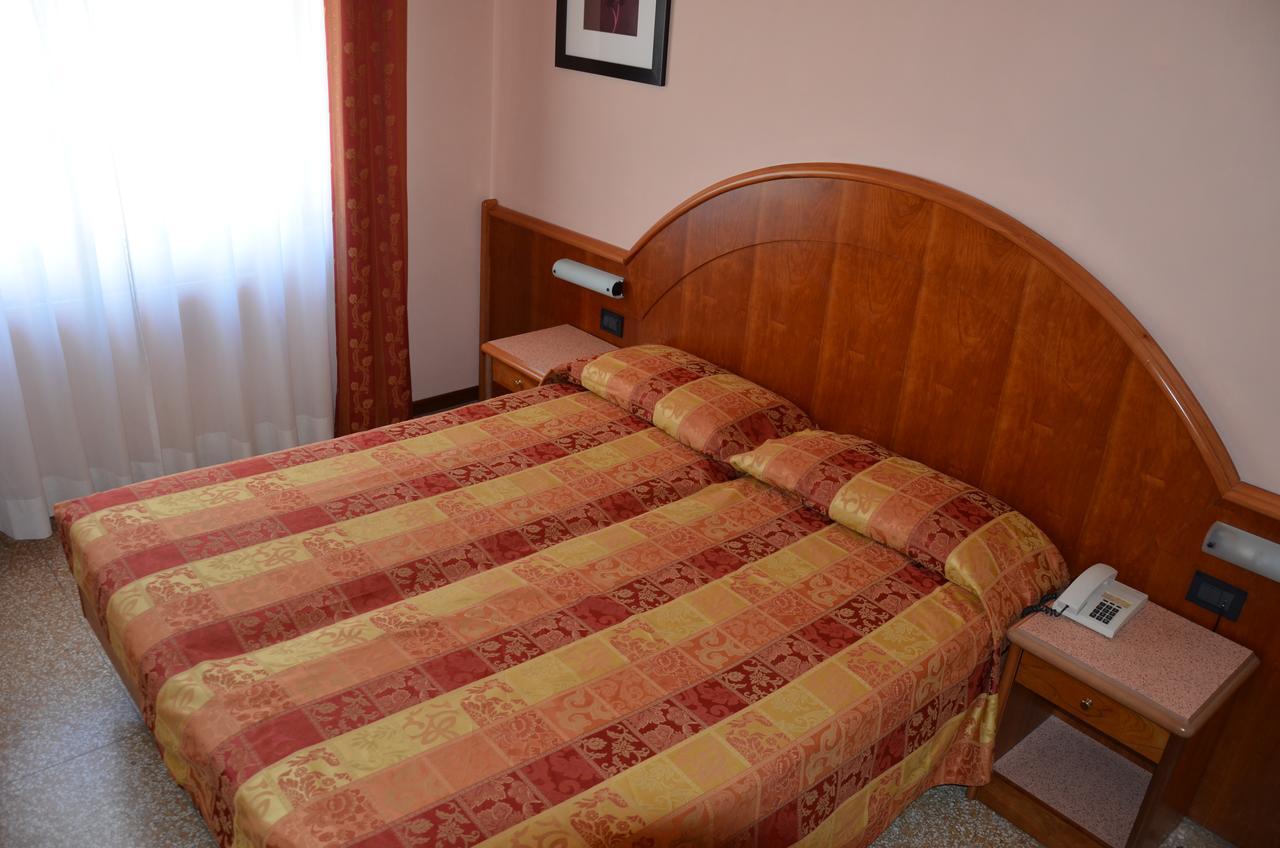 Hotel Lorenzo Celle Ligure Εξωτερικό φωτογραφία