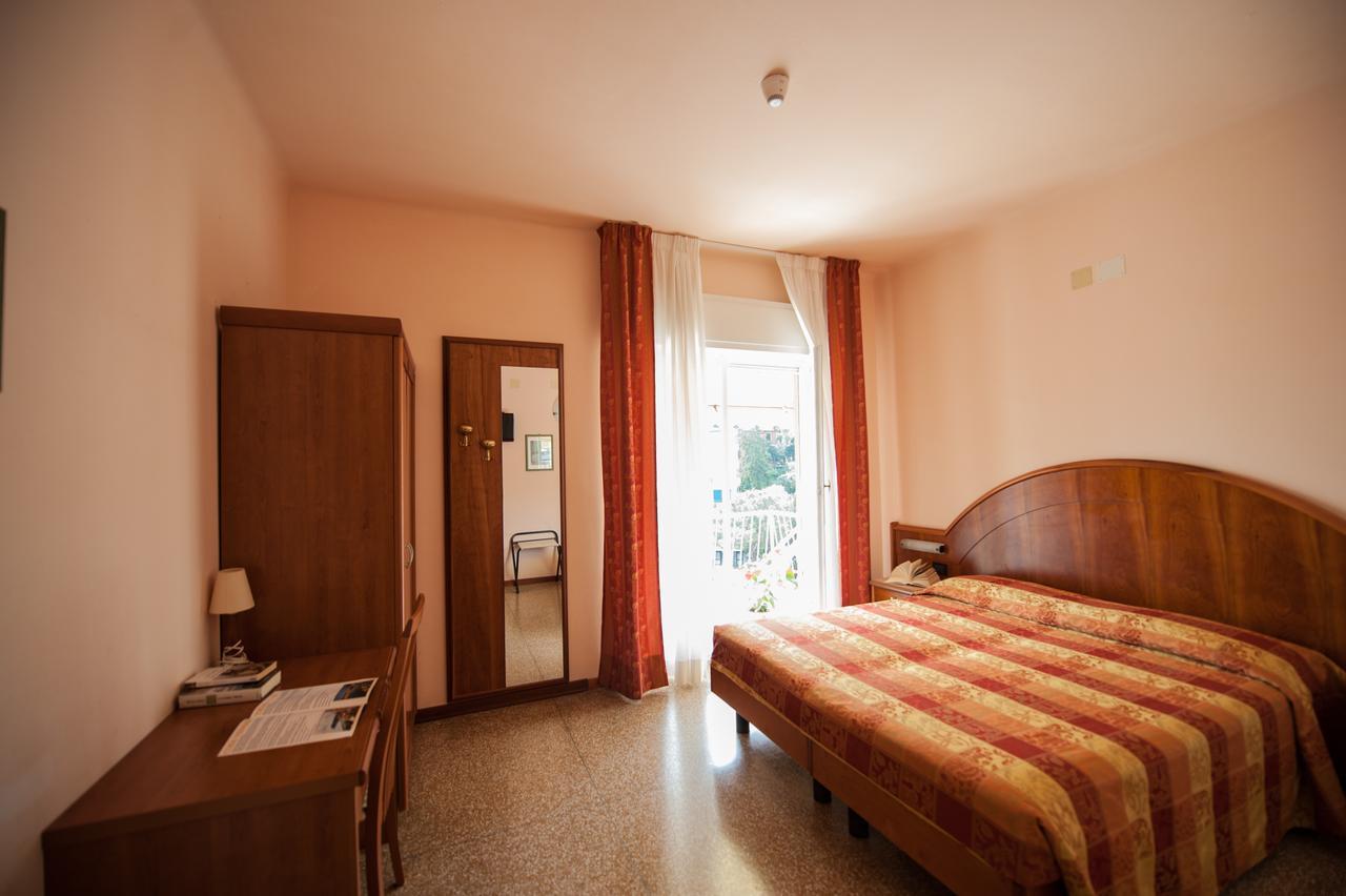 Hotel Lorenzo Celle Ligure Εξωτερικό φωτογραφία